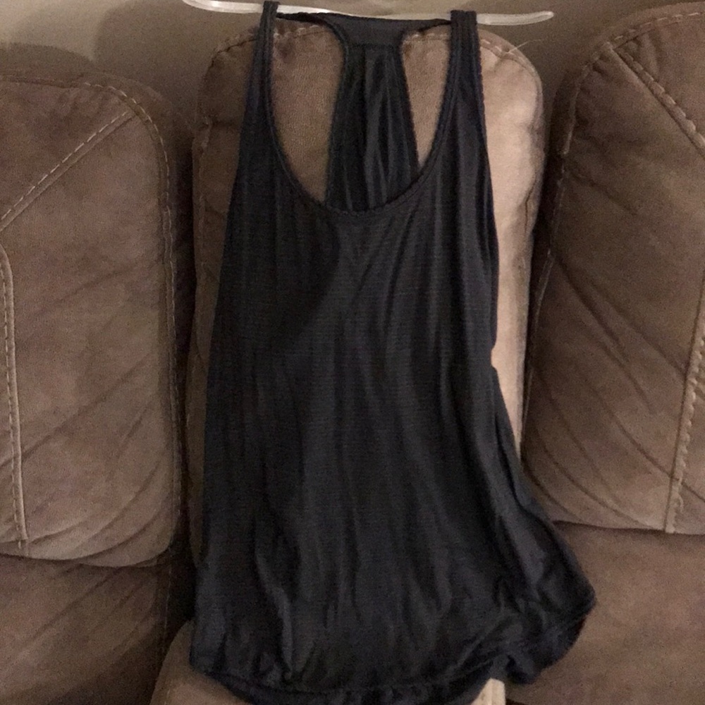 Lululemon singlet